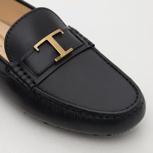 Tod's Black Leather Gommino Loafer